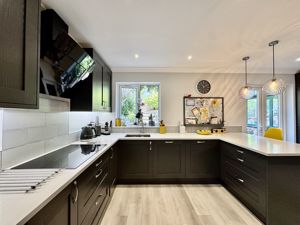 Photo 16- click for photo gallery